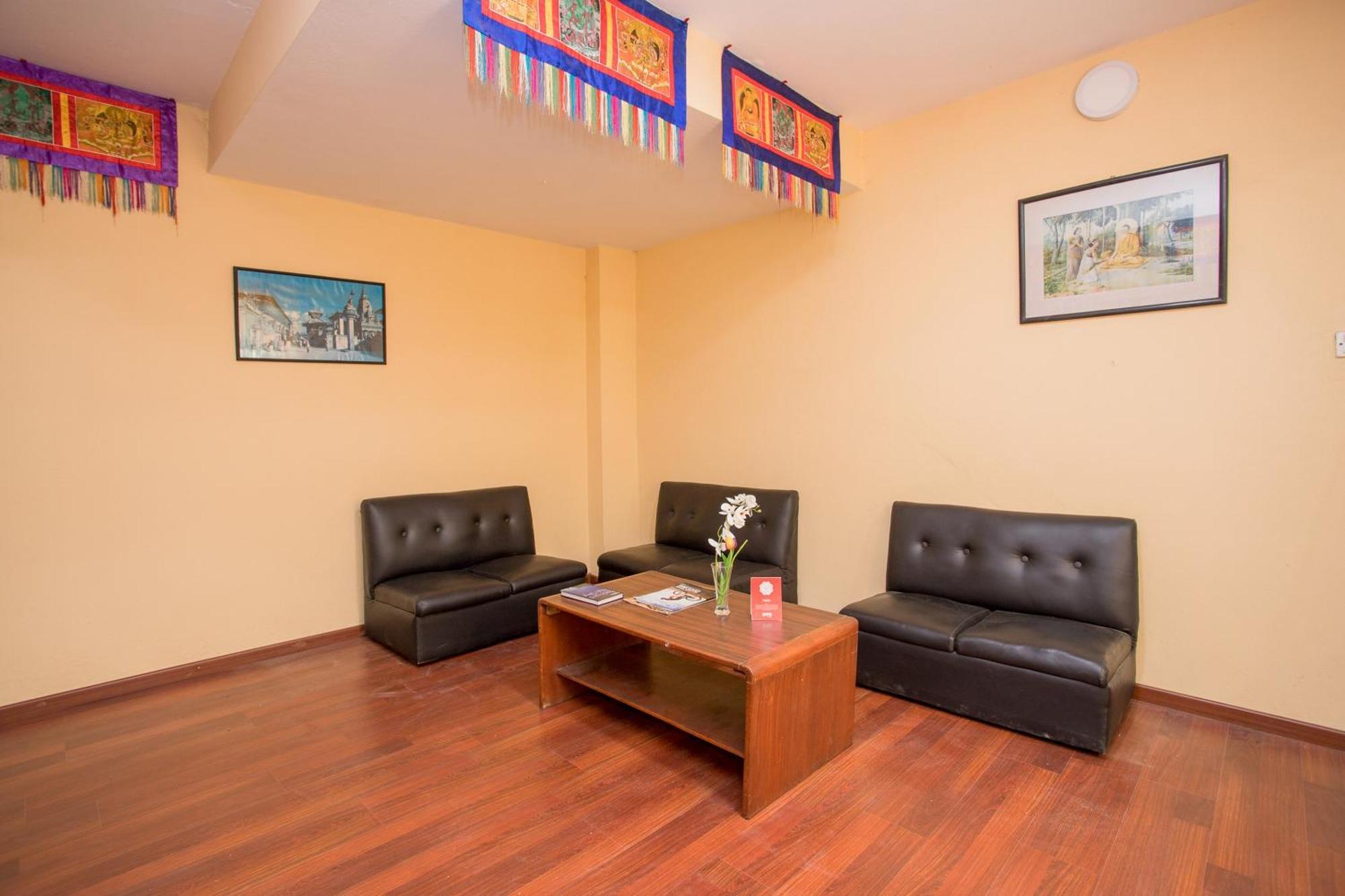 OYO 135 Lost Garden Apartment&Guest House Kathmandu Exterior foto